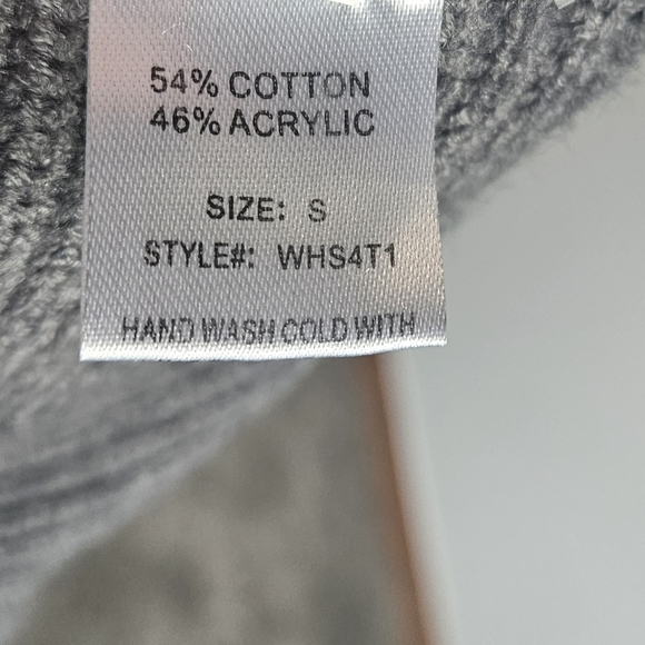 Gray Knit Open Back Sweater Size Small - Picture 4 of 4